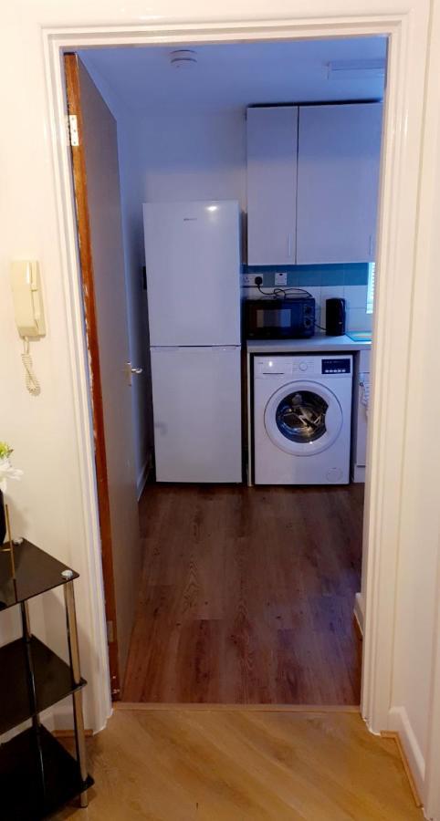 1 Bed Apartment, Peckham Rye Apartament *